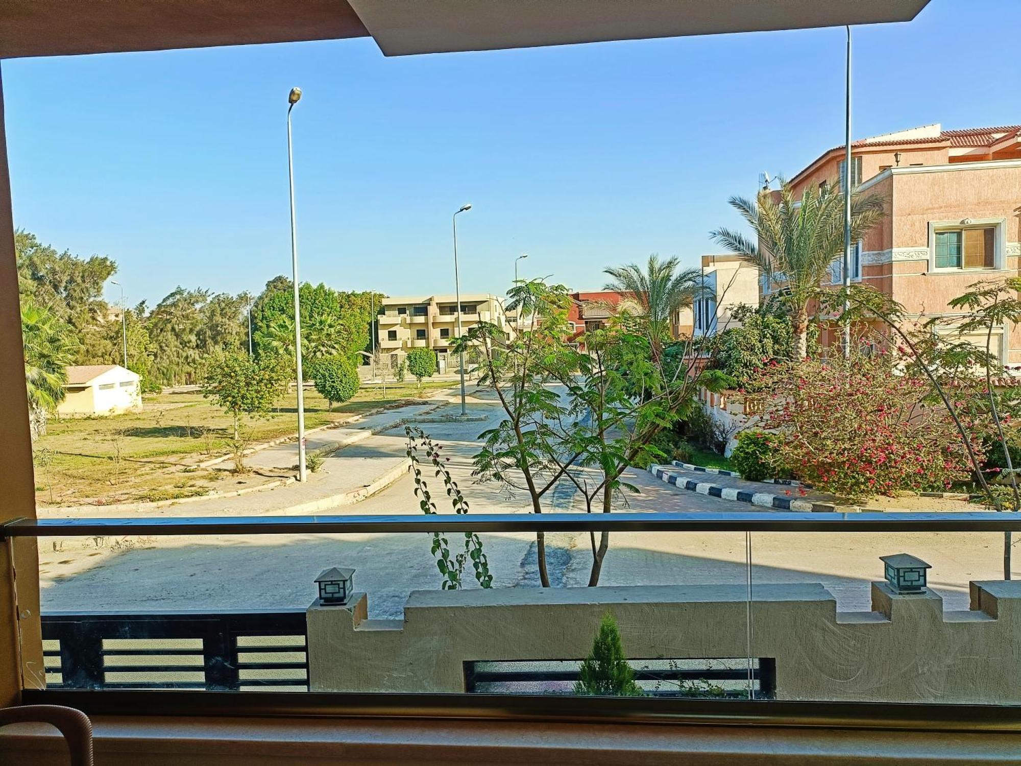 My Villa Sheikh Zayed City Exteriör bild